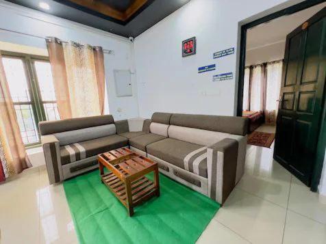 Sky Blue Resort Udagamandalam Exterior foto