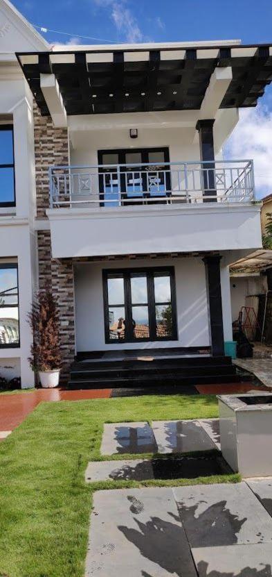 Sky Blue Resort Udagamandalam Exterior foto